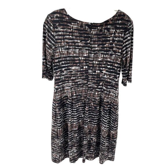 Connected Apparel Women's Black Crew Neck half Sleeve Dress Size 6 - Picture 1 of 12